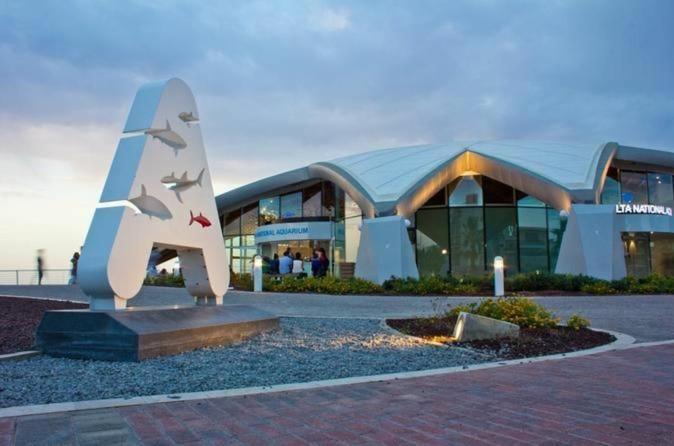 Kennedy Court - Prime Location - Bus Terminus Apartamento St. Paul's Bay Exterior foto